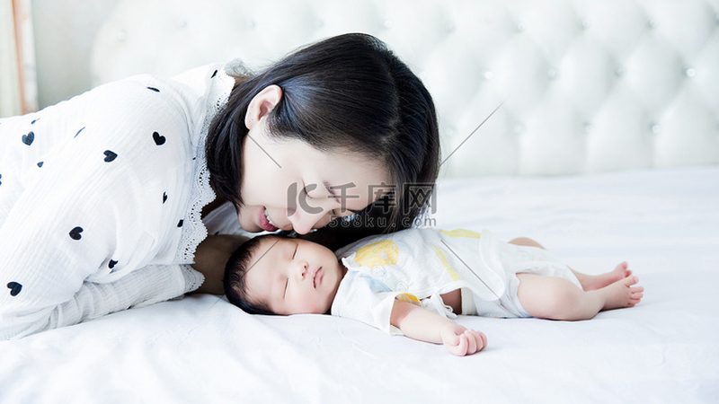 产后康复加盟与直营：模式差异及选择要点