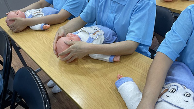 婴儿游泳馆加盟，揭秘加盟费用背后的真相